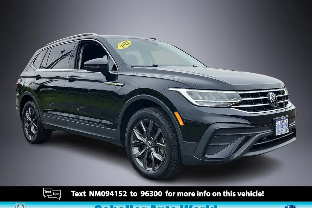 2022 Volkswagen Tiguan SE photo 1
