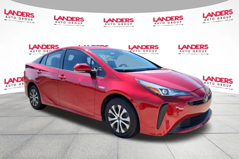2021 Toyota Prius Limited photo 1