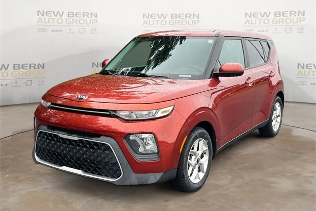 2021 Kia Soul S photo 1