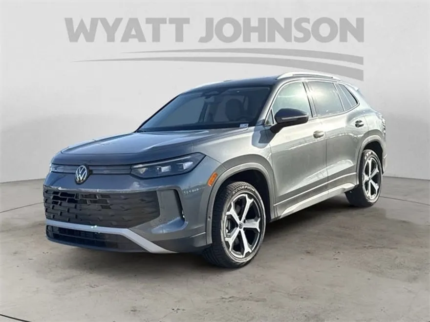 2025 Volkswagen Tiguan SE photo 1