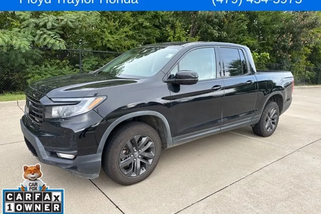 2021 Honda Ridgeline Sport photo 1