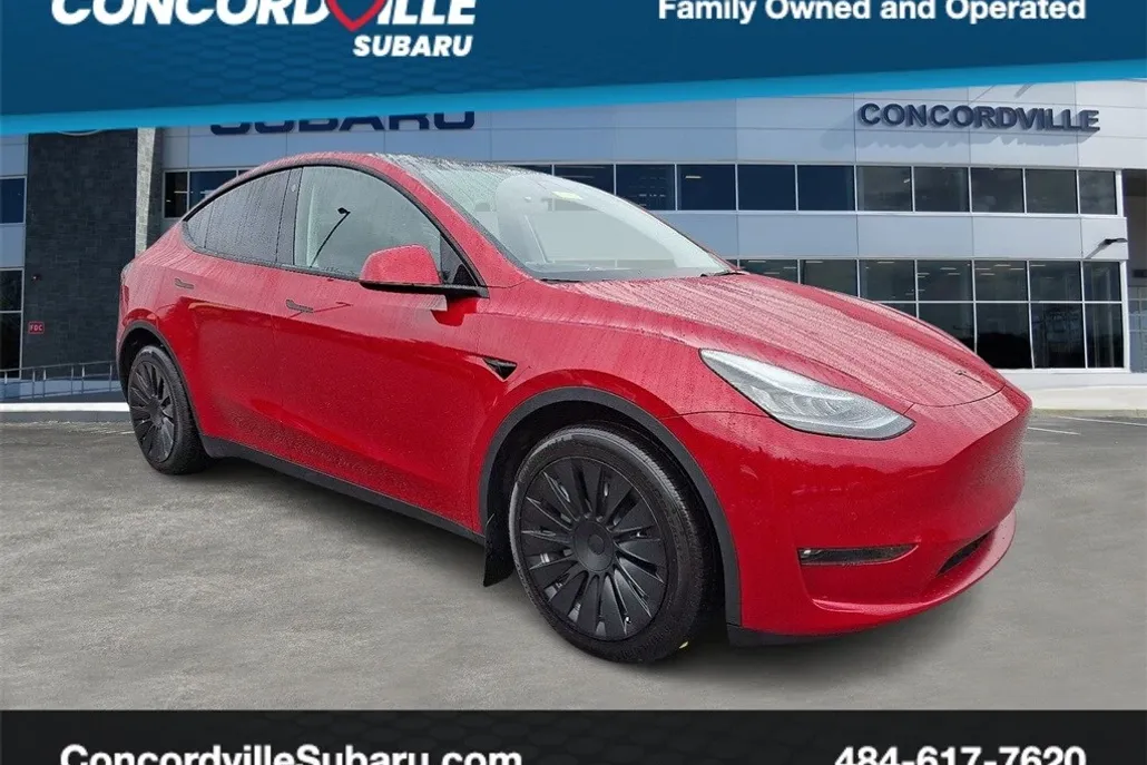 2022 Tesla Model Y Long Range photo 1