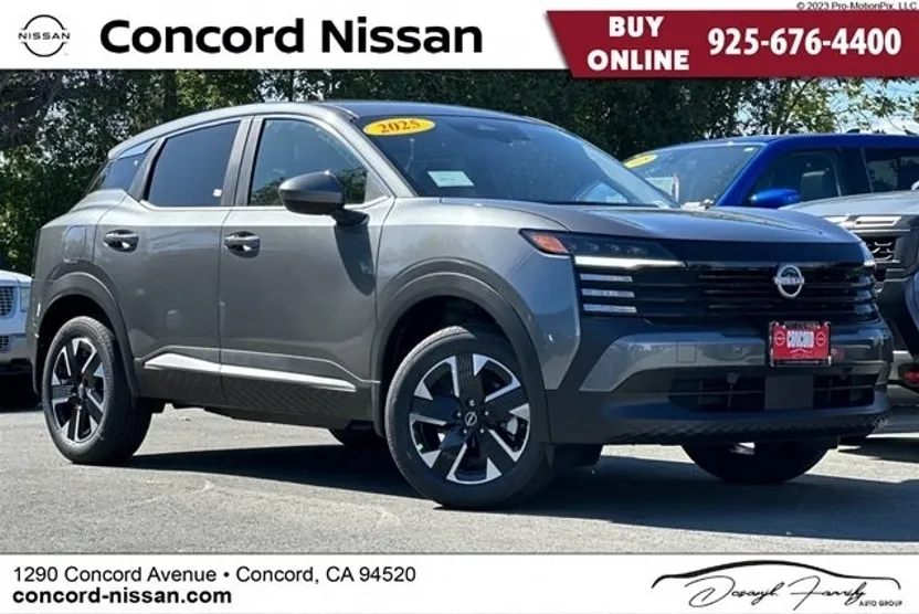 2025 Nissan Kicks SV photo 1