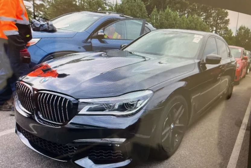 2019 Bmw 750i / B7 xDrive Sedan photo 1