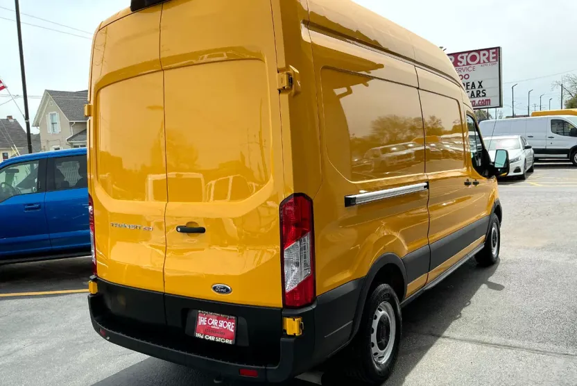 2021 Ford Transit Cargo Van photo 1