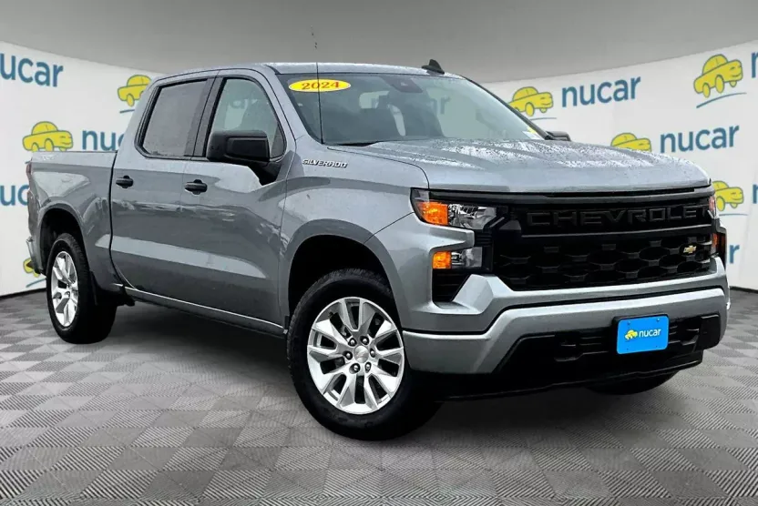 2024 Chevrolet Silverado 1500 Custom photo 1