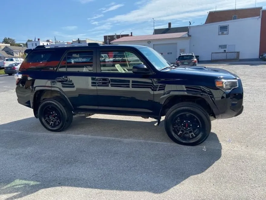 2018 Toyota 4Runner TRD Pro photo 1