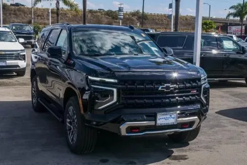 2026 Chevrolet Tahoe Z71 photo 2
