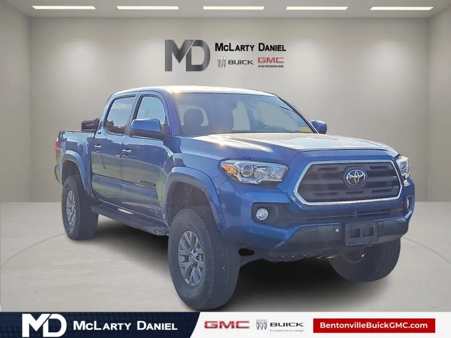 2018 Toyota Tacoma SR photo 1