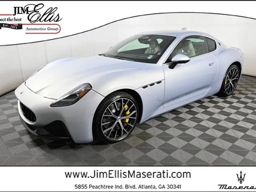 2025 Maserati Granturismo Base photo 1