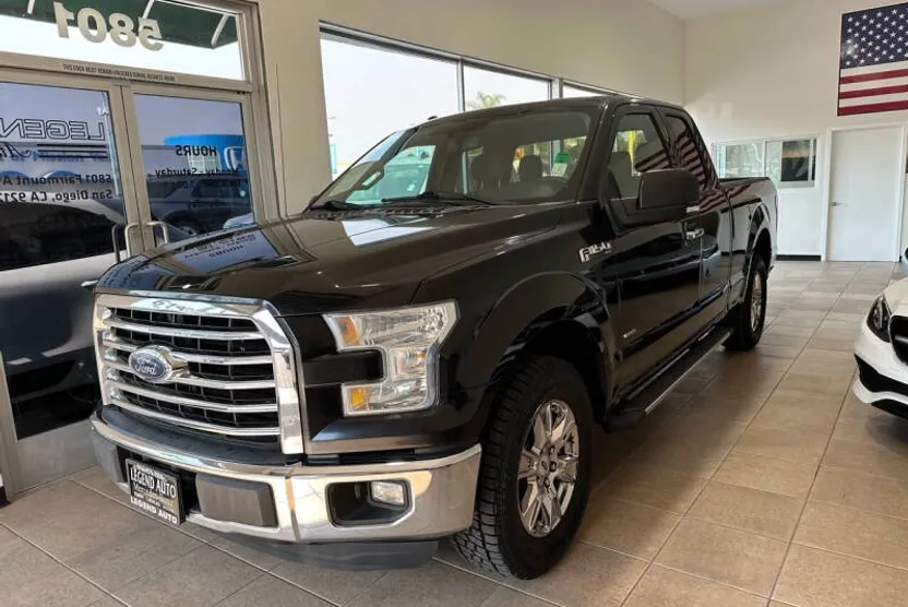 2015 Ford F-150 XLT photo 1
