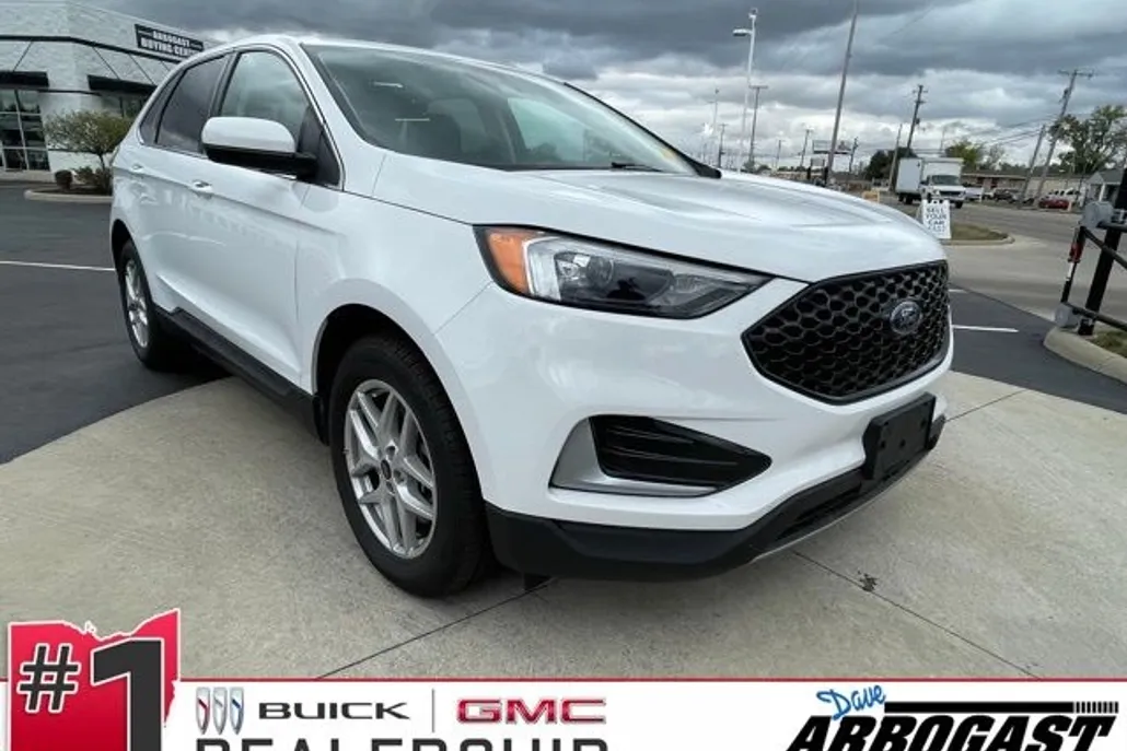 2024 Ford Edge SEL photo 1