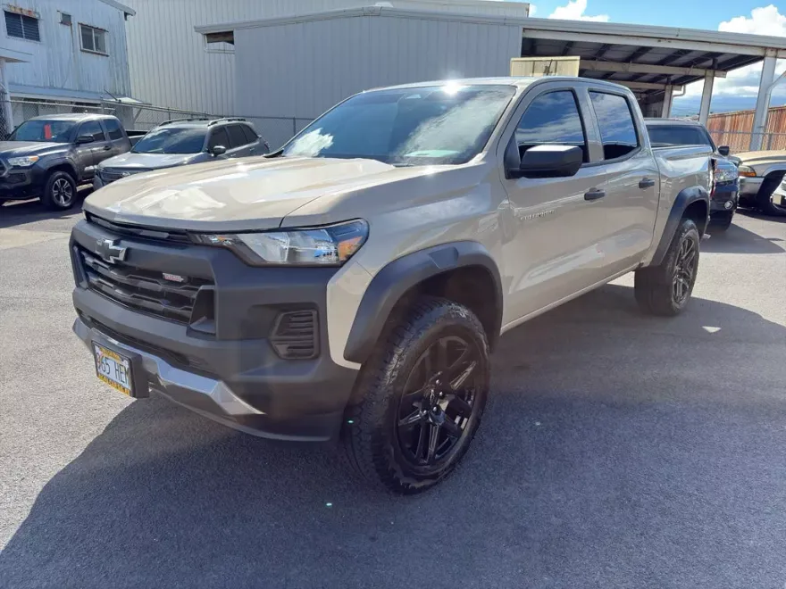 2023 Chevrolet Colorado Trail Boss photo 1