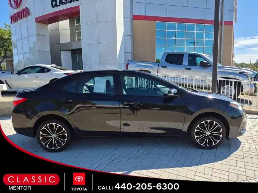 2014 Toyota Corolla Plus photo 1