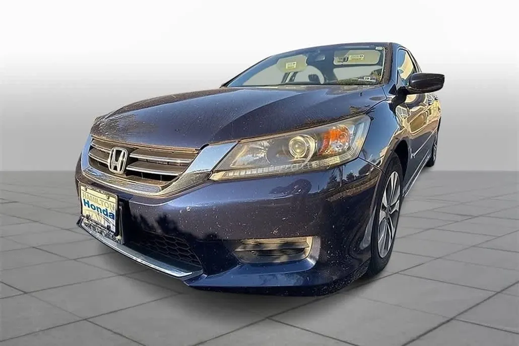 2013 Honda Accord LX photo 1