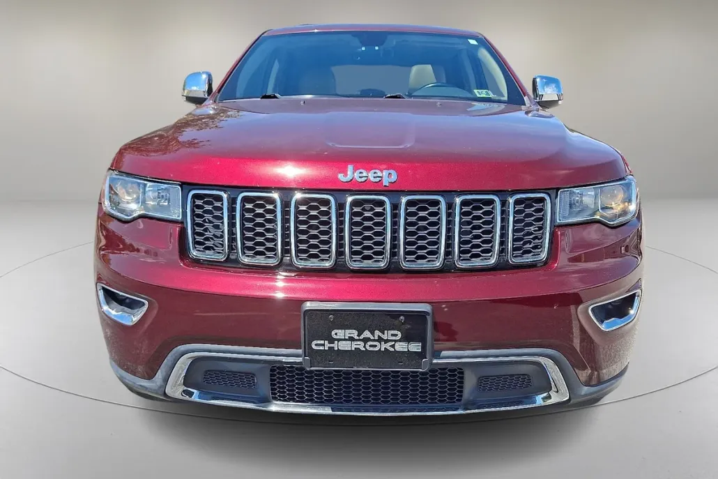 2017 Jeep Grand Cherokee Limited photo 1