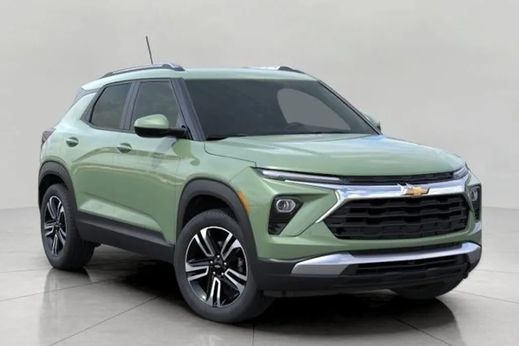 2025 Chevrolet Trailblazer LT photo 1