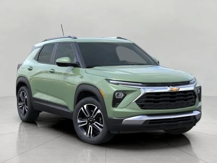 2025 Chevrolet Trailblazer LT photo 1