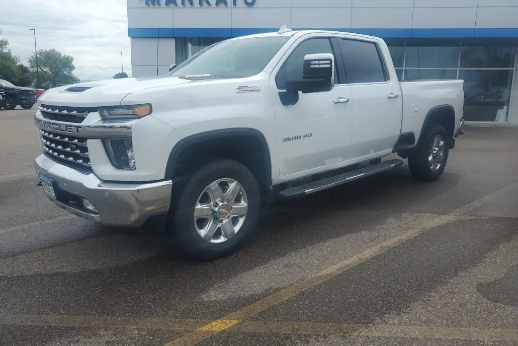 2022 Chevrolet Silverado 3500HD LTZ photo 1