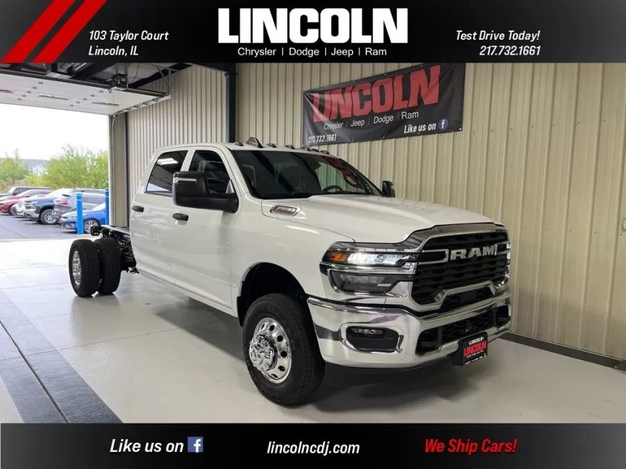 2026 Ram 3500 Tradesman photo 1