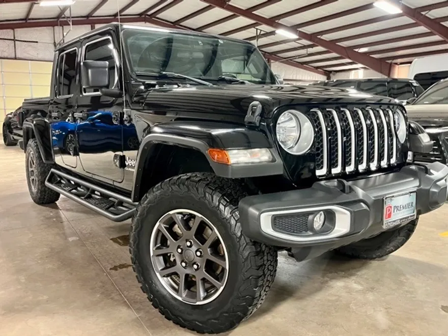 2021 Jeep Gladiator Overland photo 1