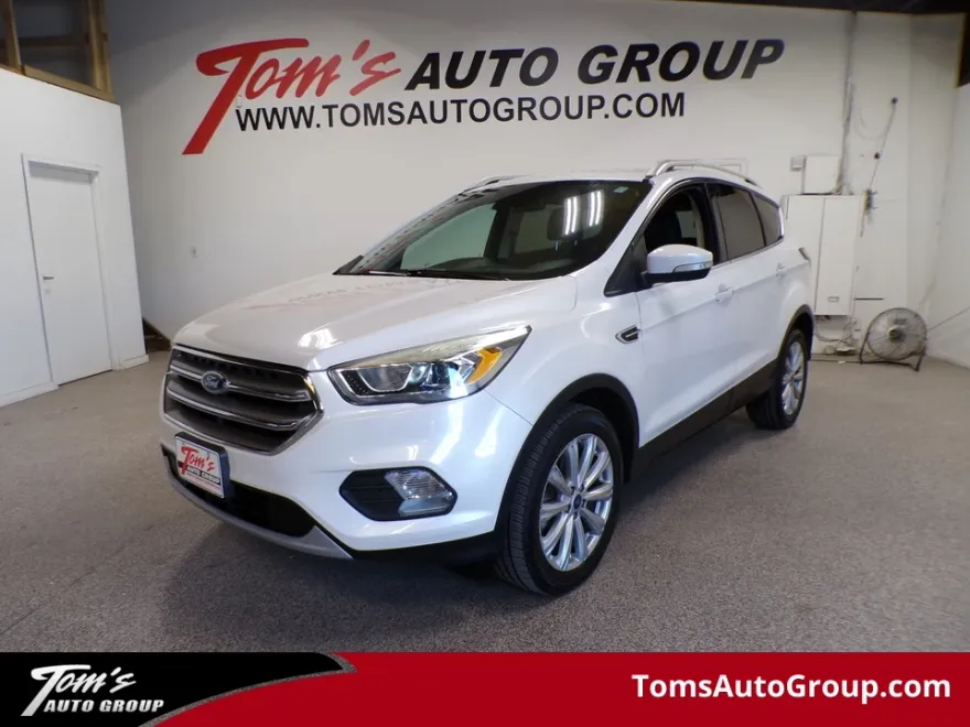 2017 Ford Escape Titanium photo 1