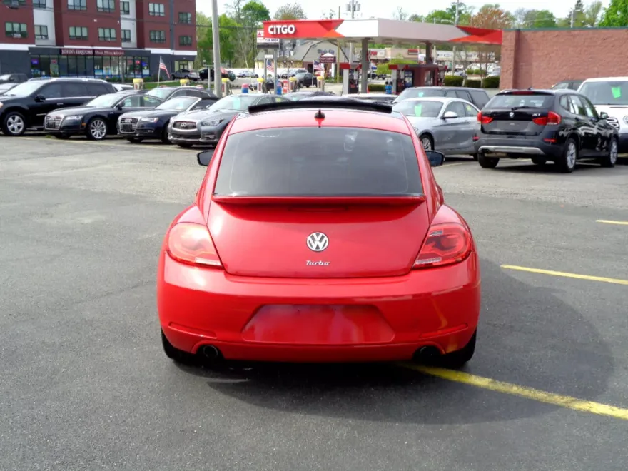 2012 Volkswagen Beetle Turbo photo 12