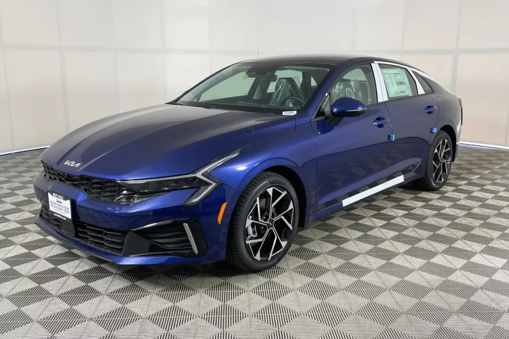 2025 Kia K5 EX photo 1