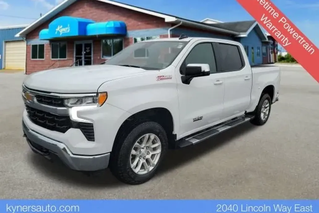 2024 Chevrolet Silverado 1500 LT1 photo 1