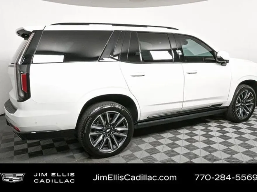 2021 Cadillac Escalade Sport photo 1