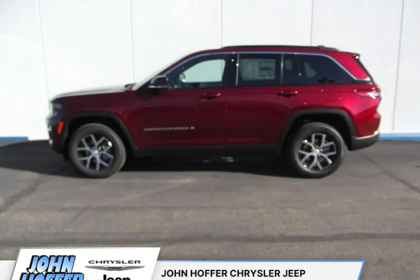 2025 Jeep Grand Cherokee Limited photo 1