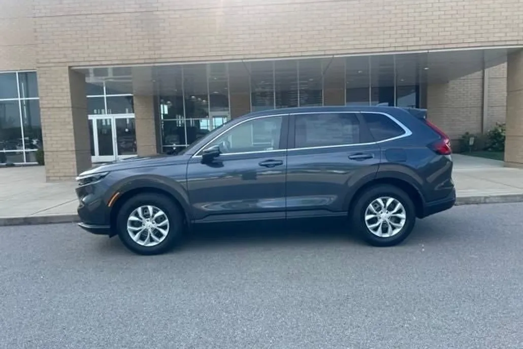 2026 Honda CR-V LX photo 1