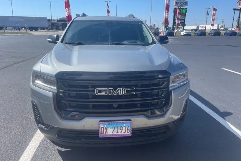 2023 Gmc Acadia SLT photo 1