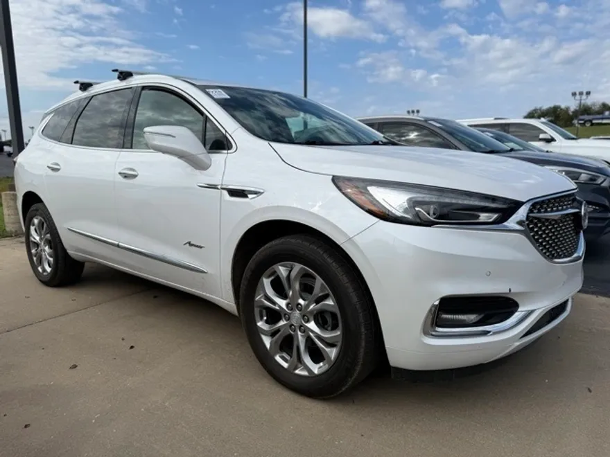 2020 Buick Enclave Avenir photo 1