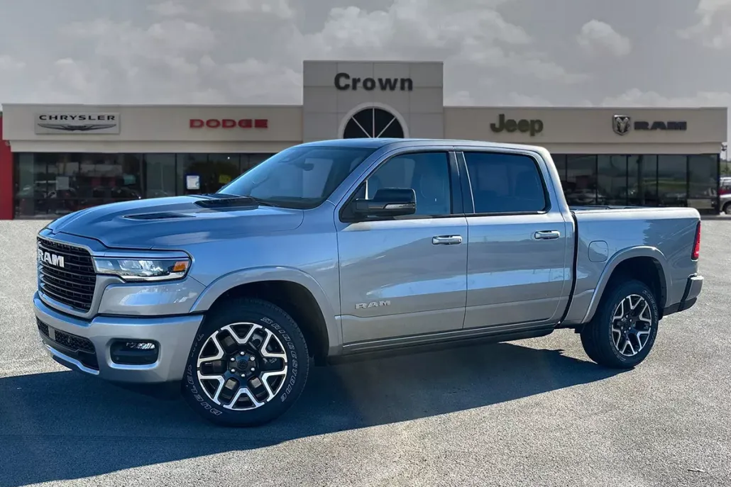 2025 Ram 1500 Laramie photo 1
