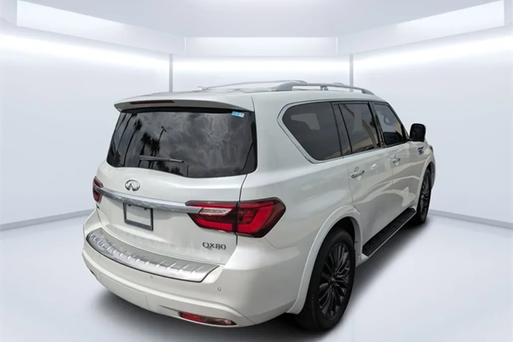 2024 Infiniti QX80 Sensory photo 1