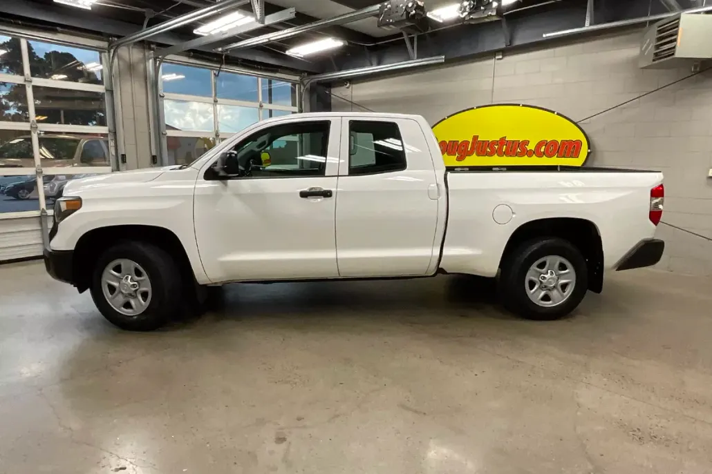 2018 Toyota Tundra SR photo 1