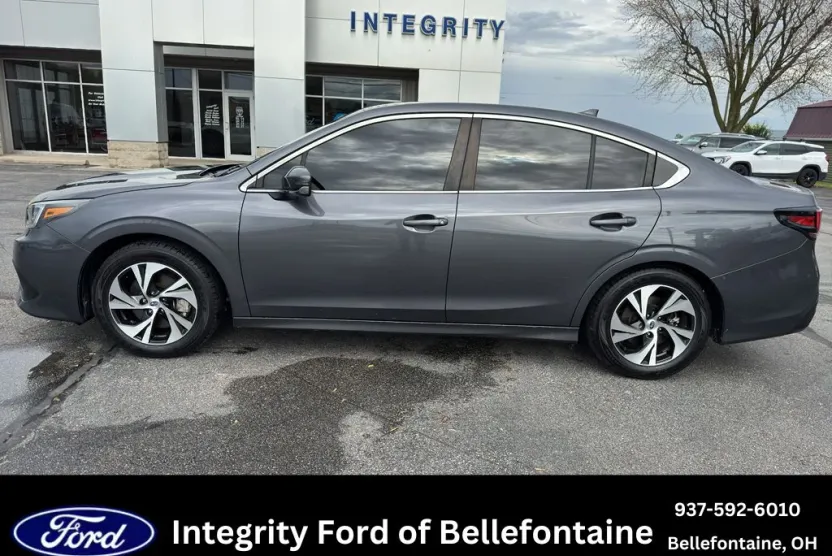 2022 Subaru Legacy Premium photo 1
