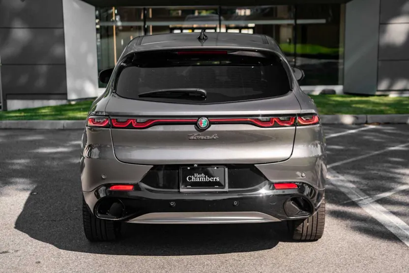 2024 Alfa Romeo Tonale Ti photo 1