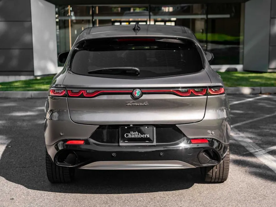 2024 Alfa Romeo Tonale Ti photo 1