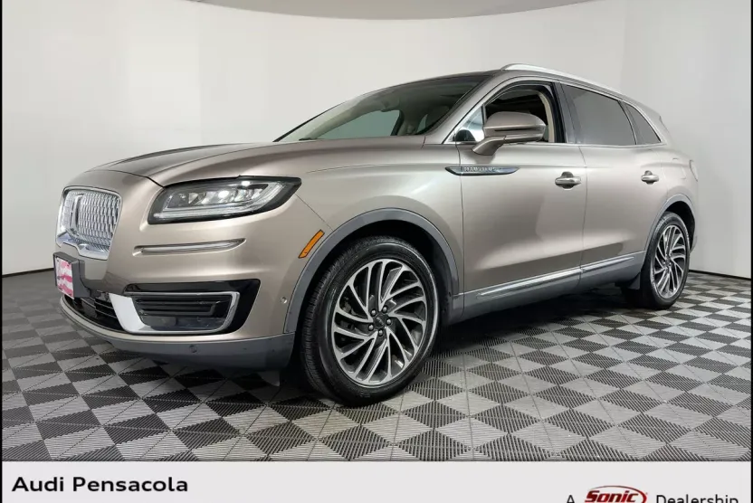 2019 Lincoln Nautilus Reserve photo 1