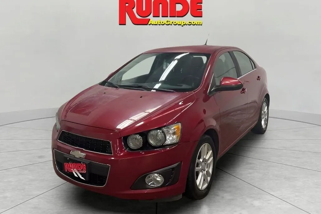 2012 Chevrolet Sonic LT photo 1