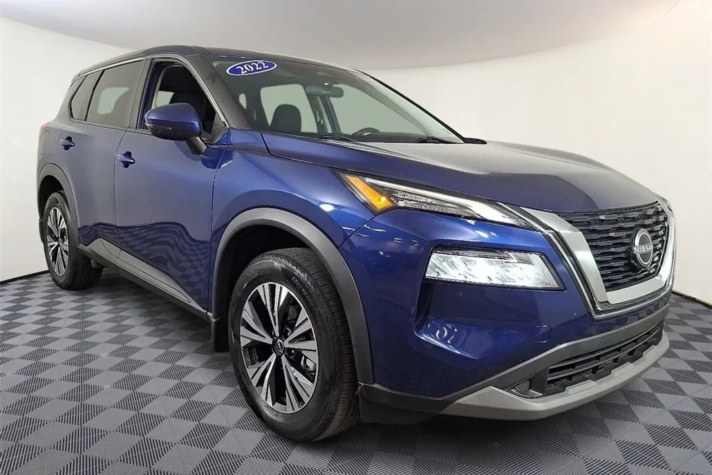 2022 Nissan Rogue SV photo 1