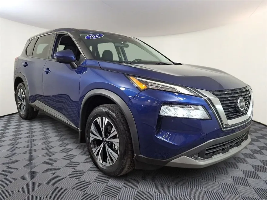 2022 Nissan Rogue SV photo 1