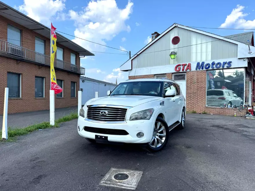 2014 Infiniti QX80 photo 1