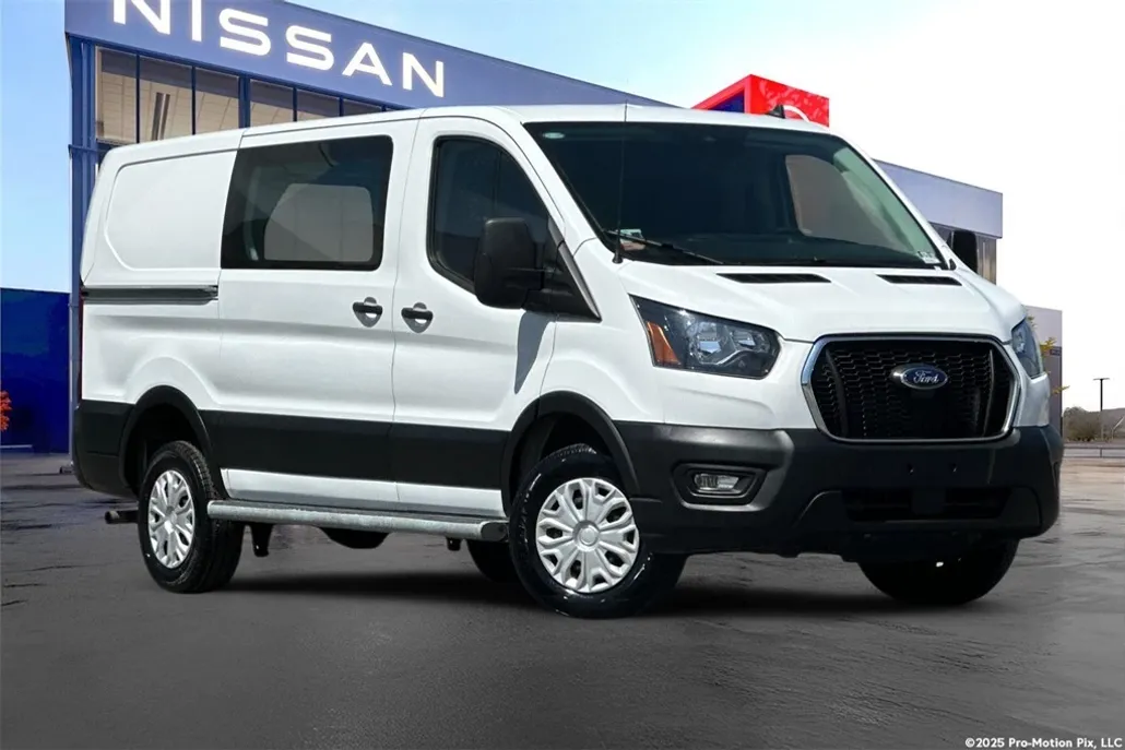 2023 Ford Transit photo 1