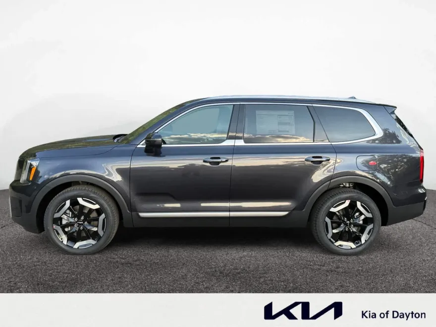 2025 Kia Telluride S photo 1