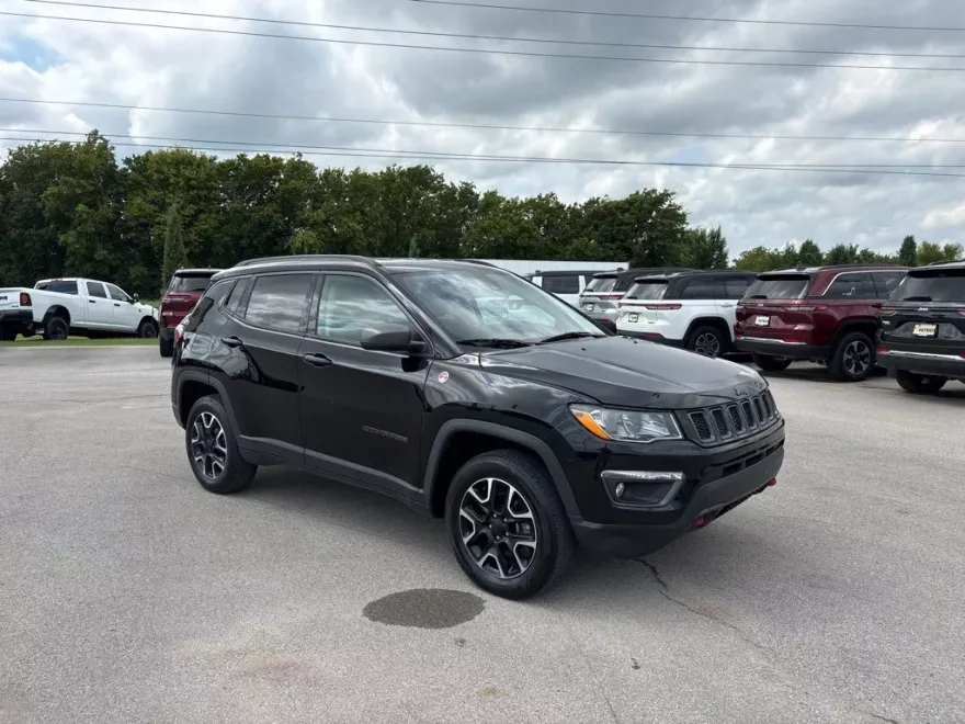 2021 Jeep Compass Trailhawk photo 1
