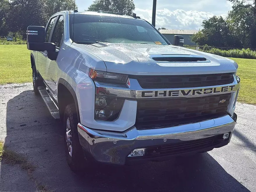 2020 Chevrolet Silverado 2500HD LT photo 1