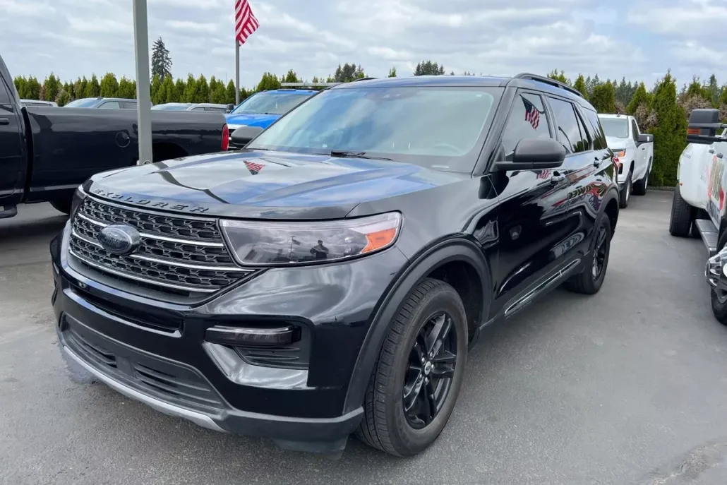 2020 Ford Explorer XLT photo 1